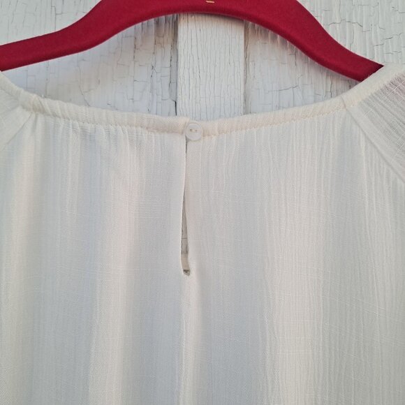 Paper Crane White Crochet Floral Embroidered Boho Flowy Top Medium - Picture 6 of 9